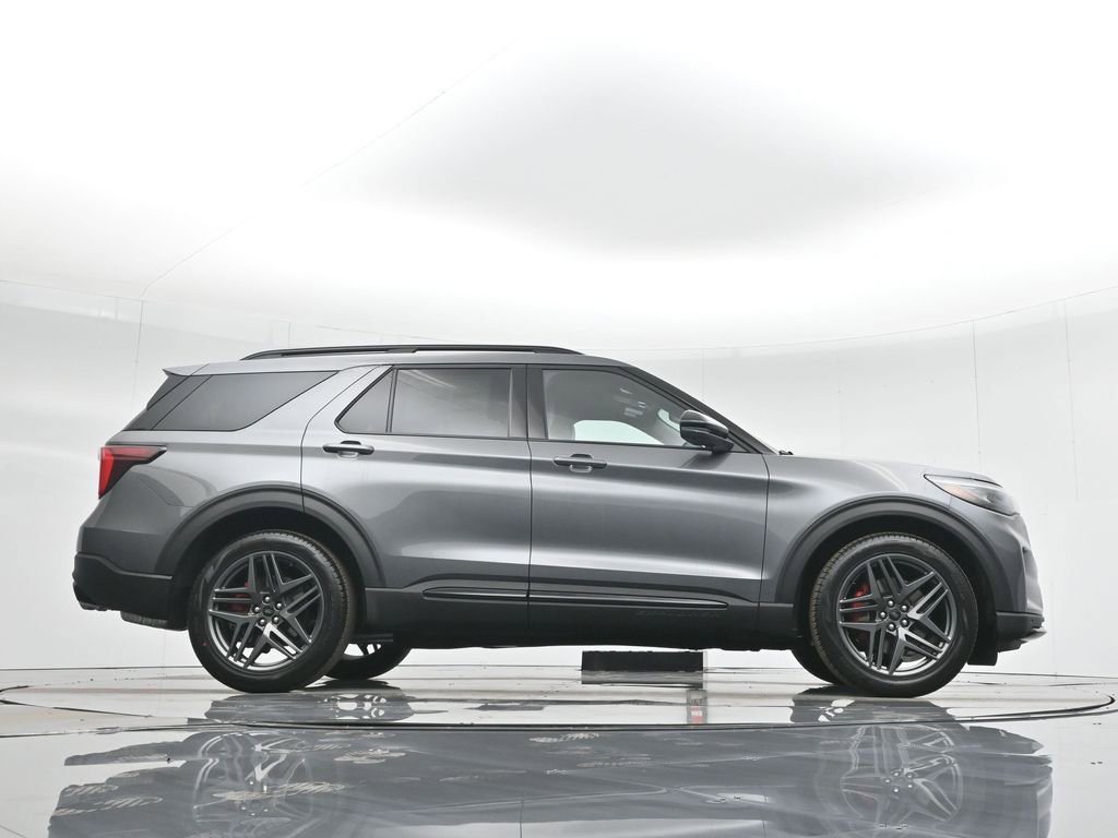 New 2025 Ford Explorer ST w/ Sun And Sound Package image 34