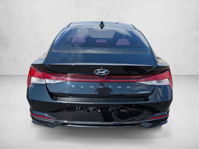 Used 2021 Hyundai Elantra Limited w/ Cargo Package image 7