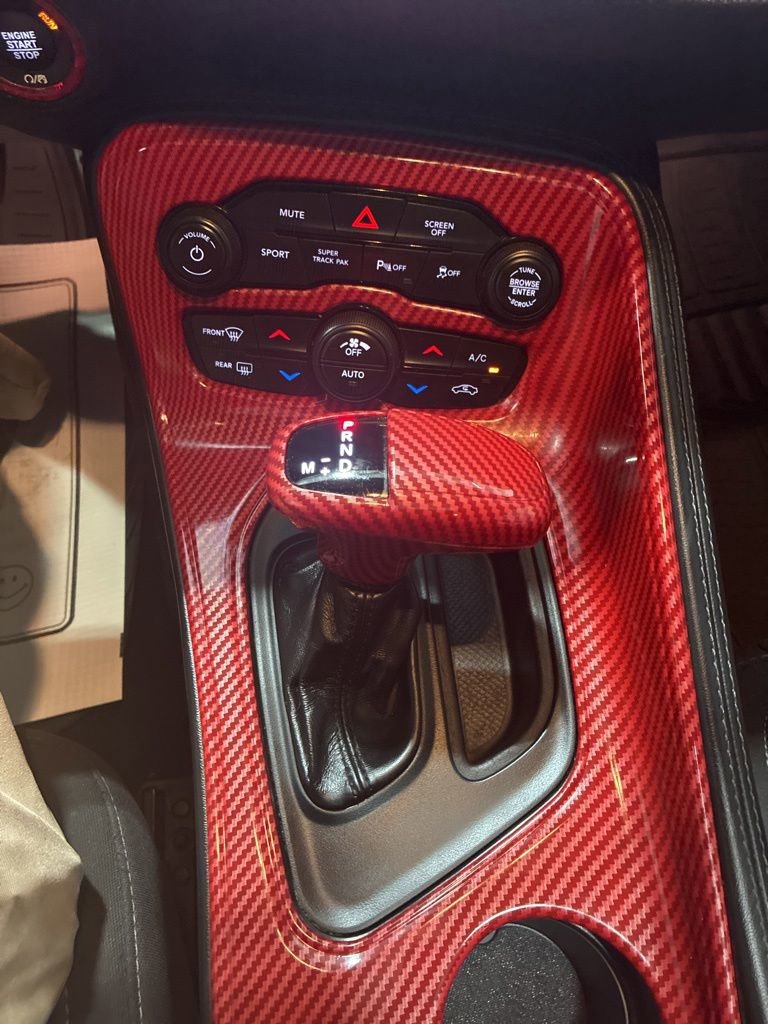Used 2020 Dodge Challenger R/T w/ Driver Convenience Group RWD image 21