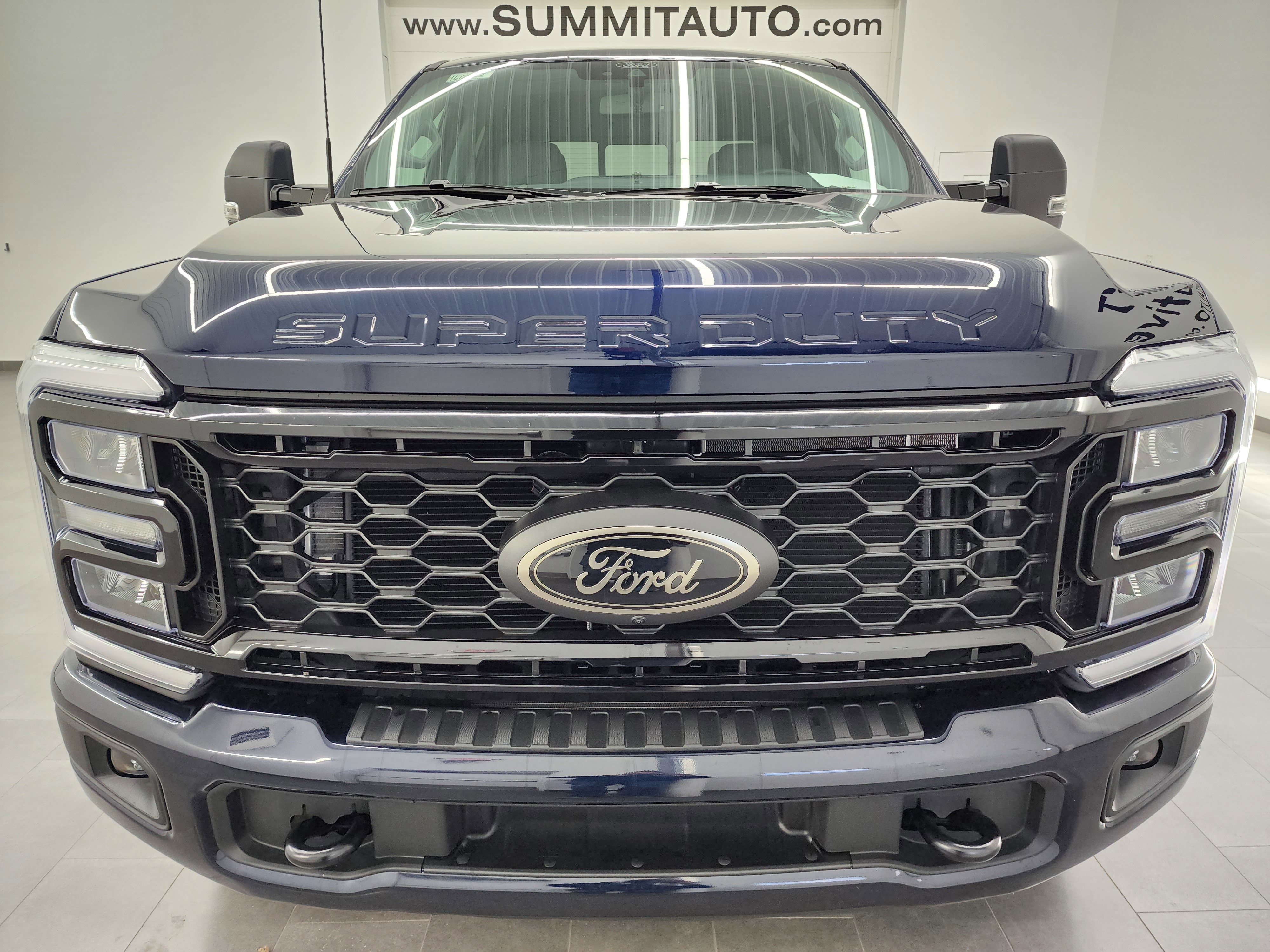 Used 2025 Ford F250 XLT w/ Black Appearance Package image 22