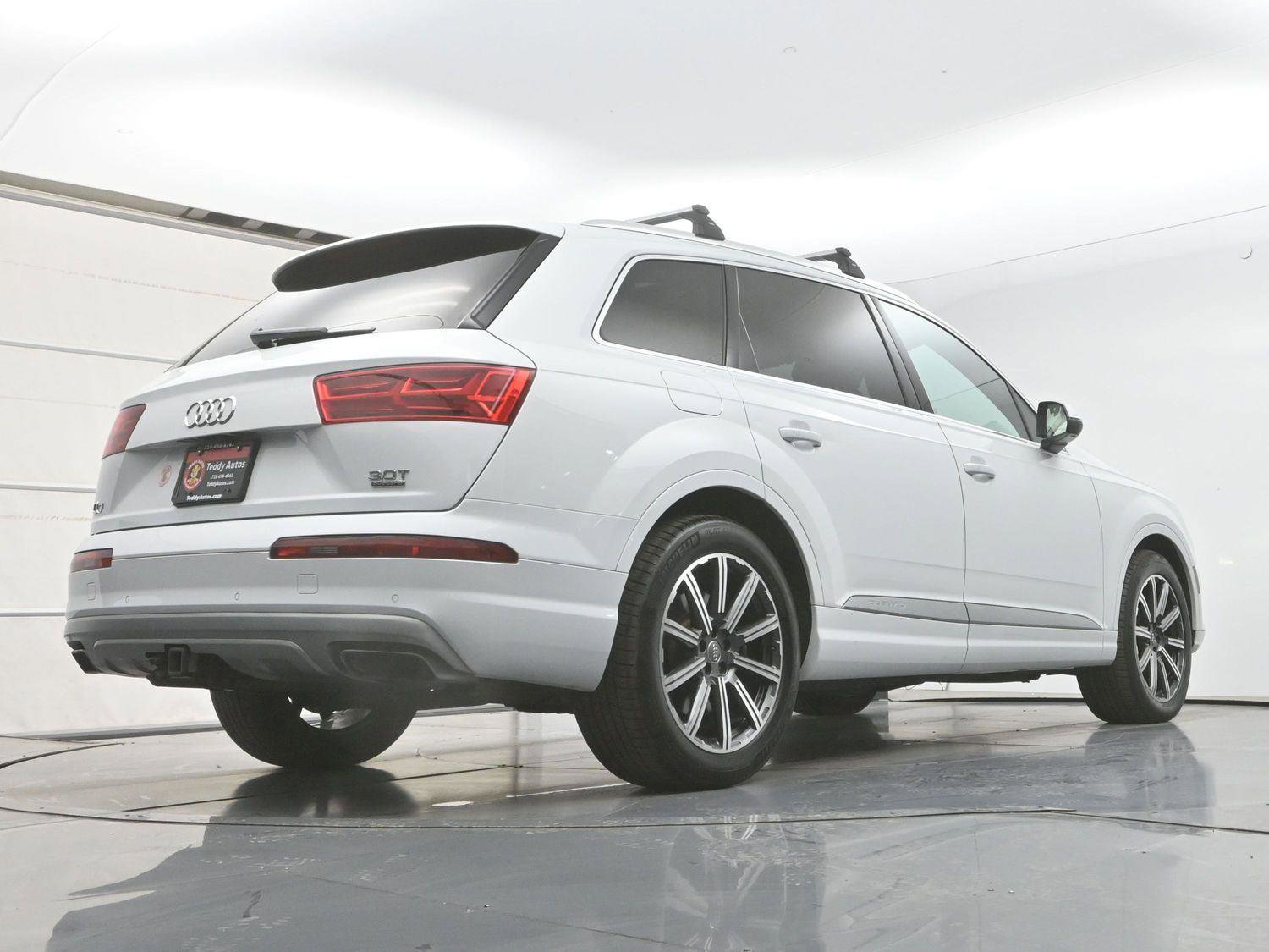 Used 2018 Audi Q7 3.0T Prestige AWD/4WD image 35