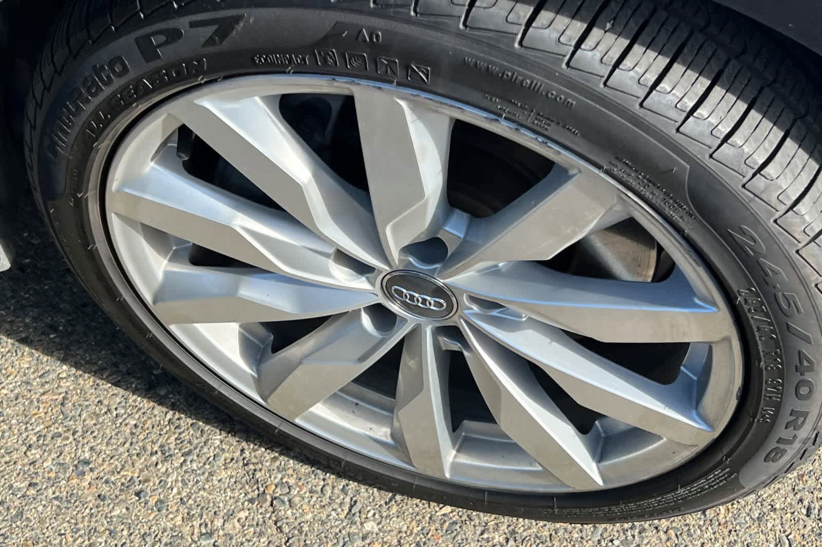 Used 2017 Audi A4 2.0T Premium AWD/4WD image 15