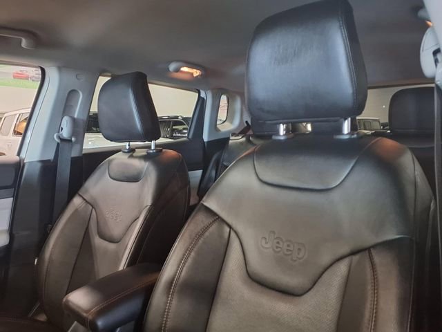 Used 2022 Jeep Compass Limited AWD/4WD image 18