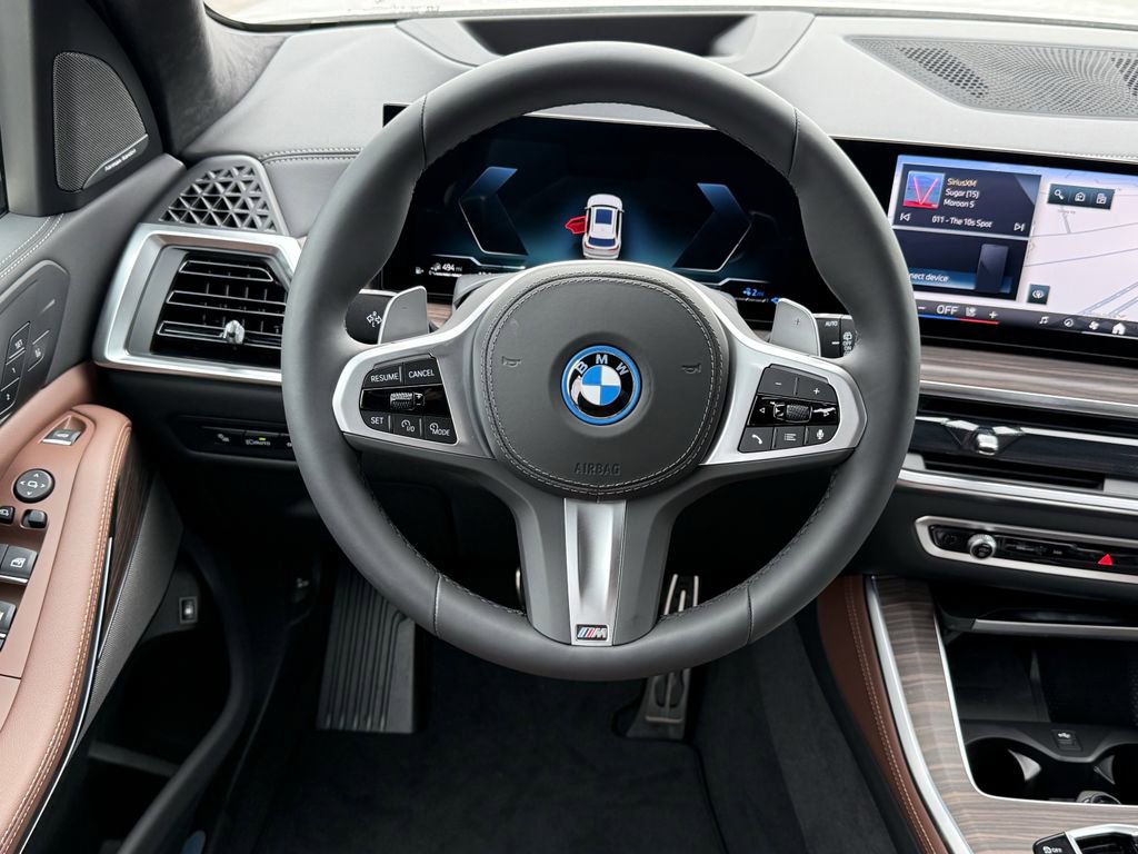 New 2026 BMW X5 xDrive50e w/ Executive Package image 16