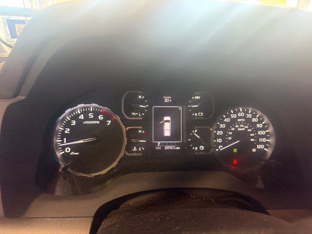 Used 2019 Toyota Tundra SR5 w/ SR5 Upgrade Package RWD image 3