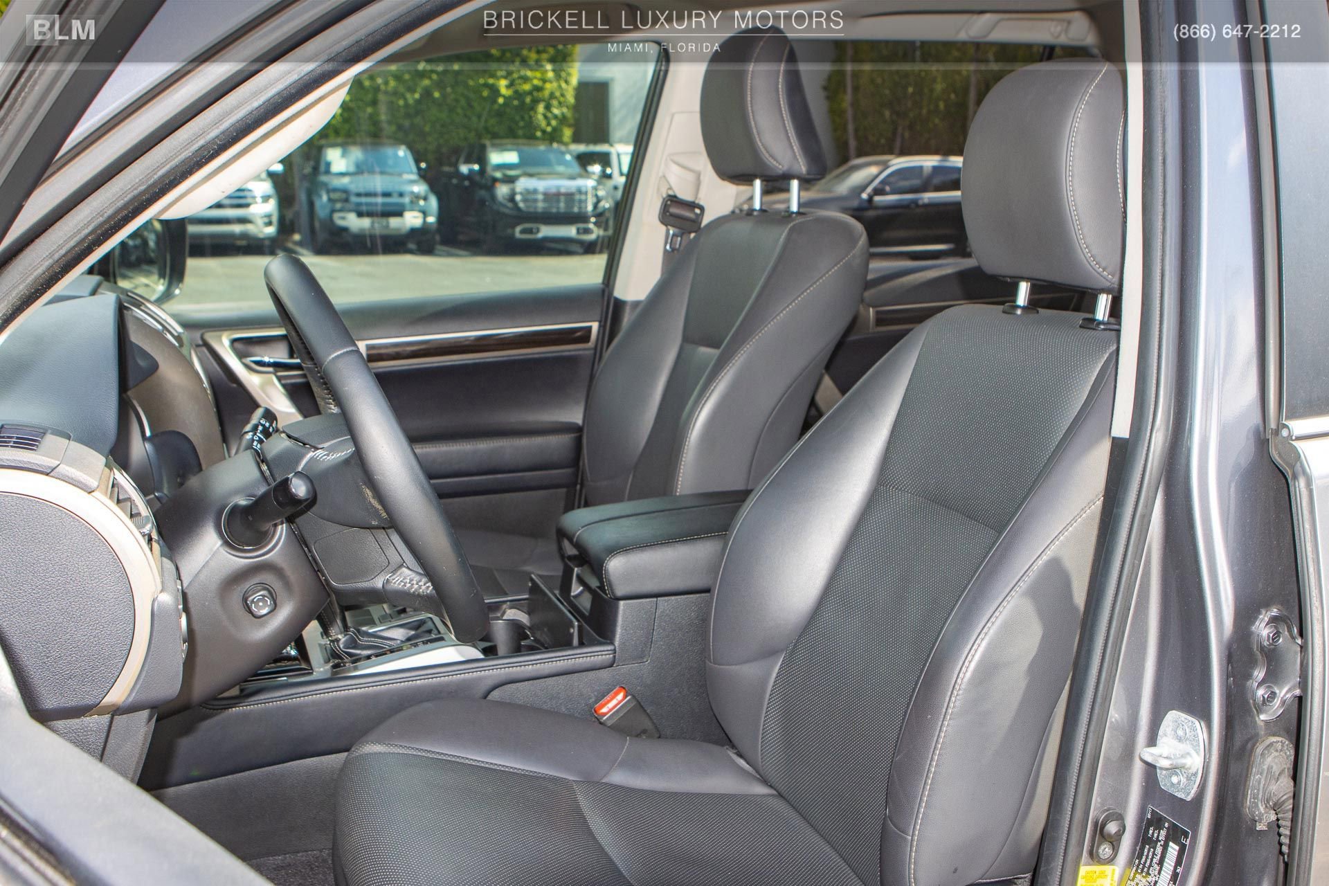 Used 2017 Lexus GX 460 460 w/ Navigation Package image 16