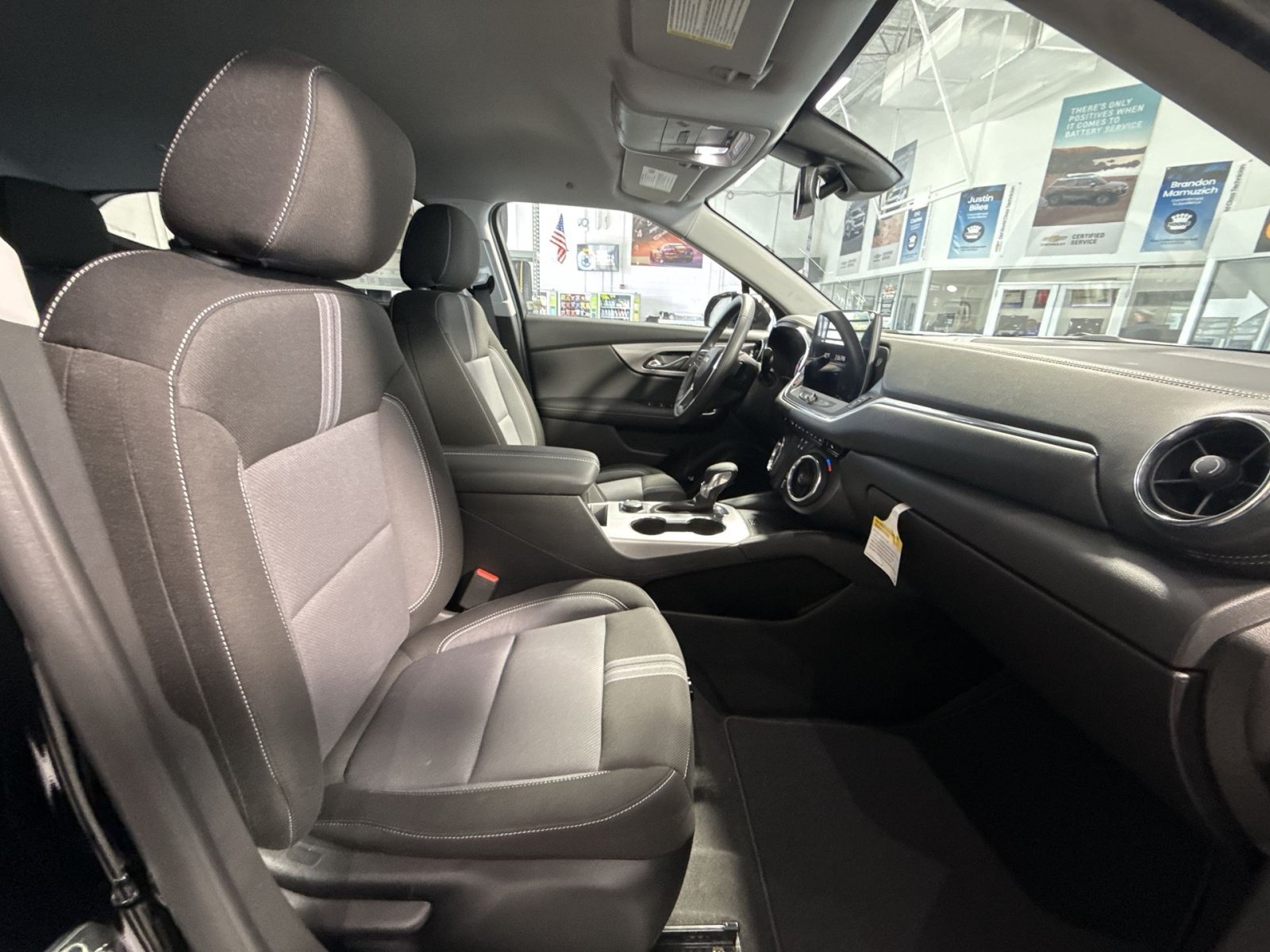 New 2026 Chevrolet Blazer LT w/ Convenience Package FWD image 27