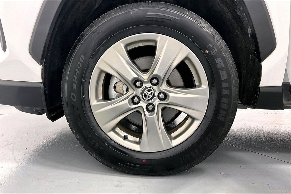 Used 2024 Toyota RAV4 XLE image 11