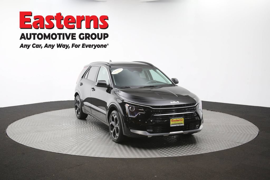 Used 2023 Kia Niro EX Touring FWD image 48