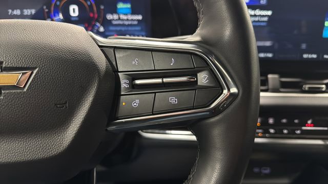 Used 2025 Chevrolet Equinox LT image 24