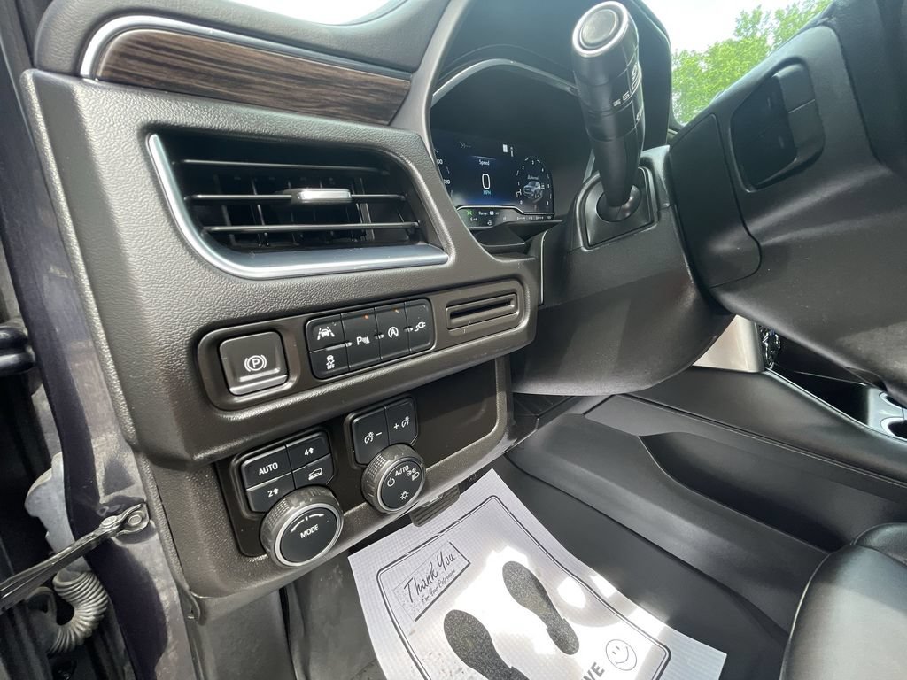 Used 2022 Chevrolet Tahoe LT AWD/4WD image 18