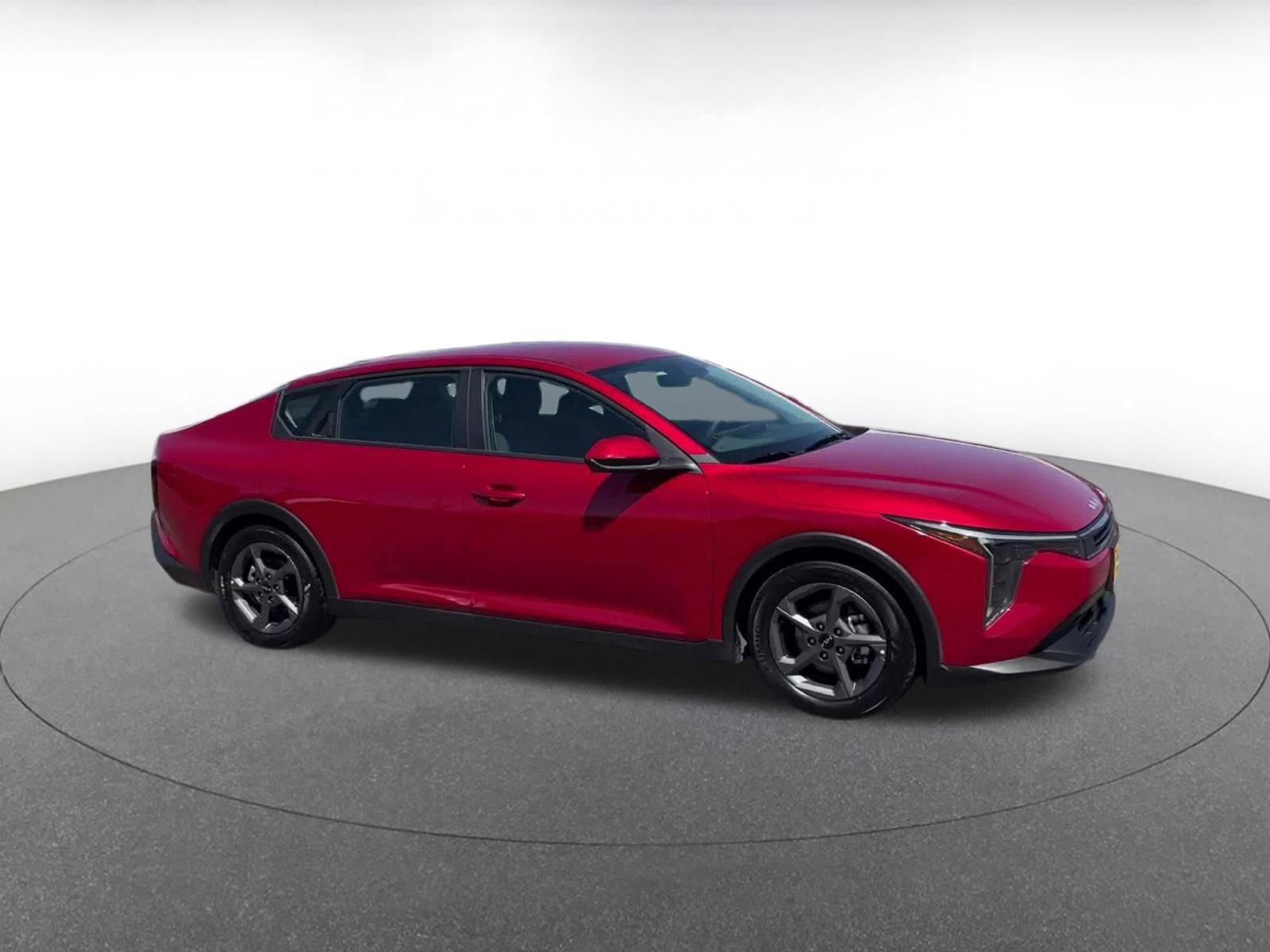 Used 2025 Kia K4 FWD image 2