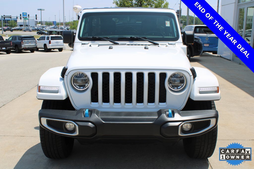 Used 2022 Jeep Wrangler Unlimited Sahara w/ Cold Weather Group image 2