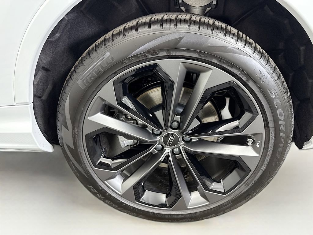 New 2026 Audi Q7 3.0T Premium Plus image 32