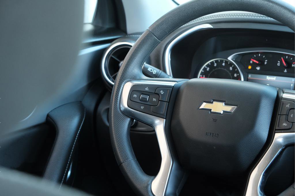 Used 2025 Chevrolet Blazer LT image 22
