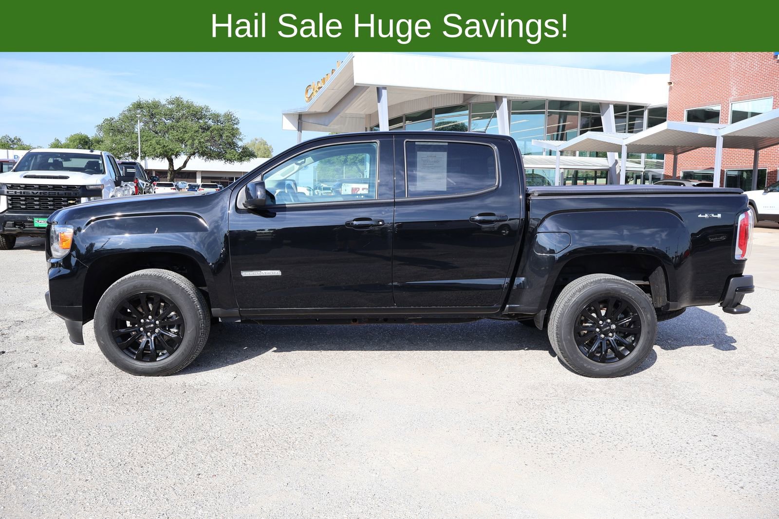 Used 2022 GMC Canyon Elevation w/ Elevation Premium Package AWD/4WD image 2