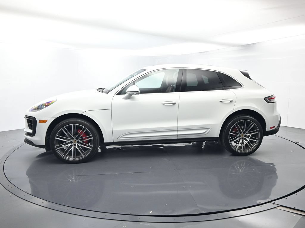 Certified 2024 Porsche Macan S AWD/4WD image 2