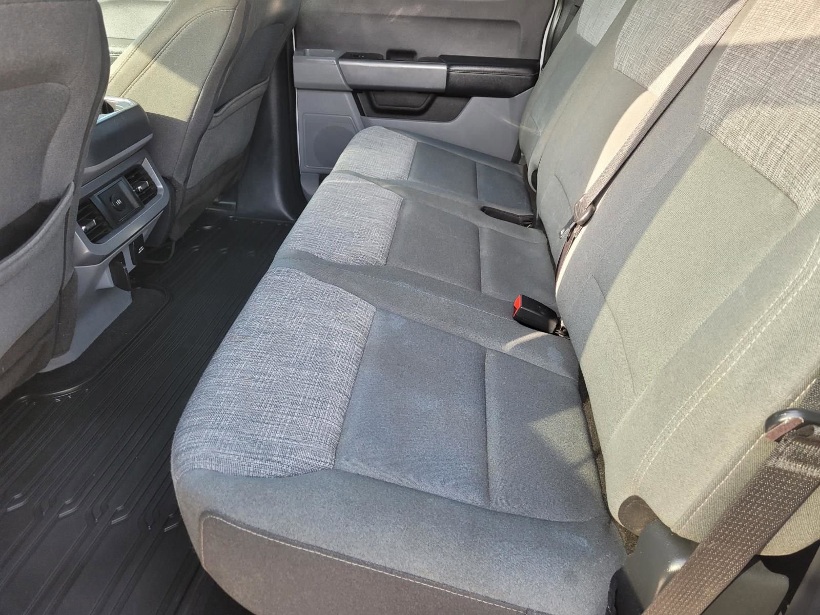 Used 2023 Ford F250 XLT w/ FX4 Off-Road Package image 15