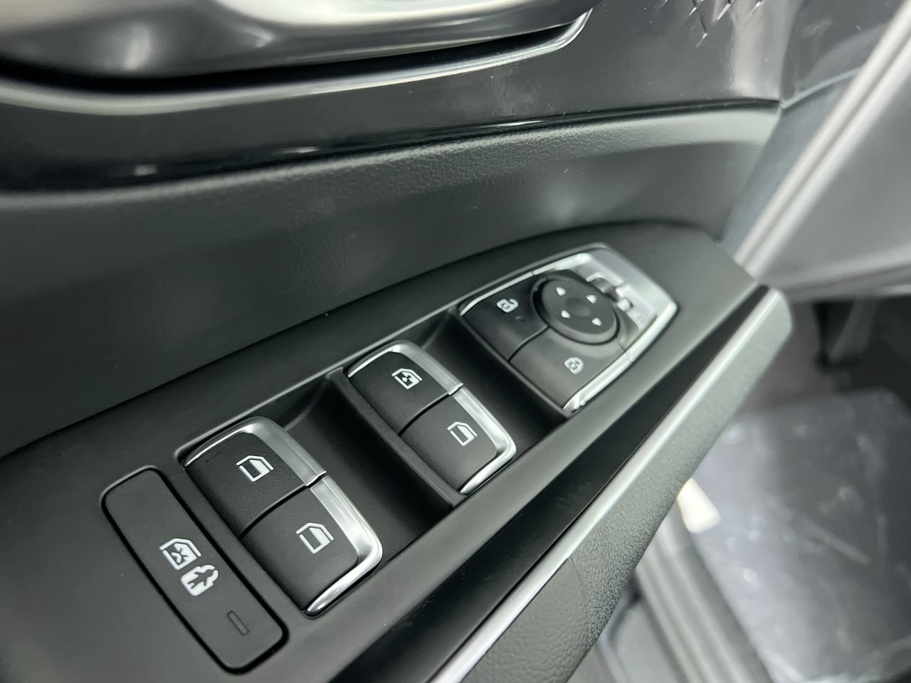 New 2026 Kia Sorento S w/ S Panoramic Sunroof Package FWD image 14