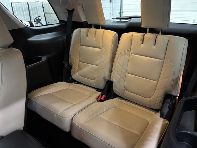 Used 2016 Ford Explorer Platinum image 15
