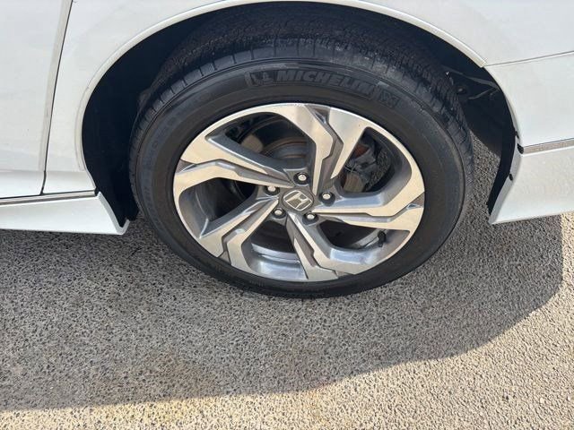 Used 2020 Honda Accord EX image 45