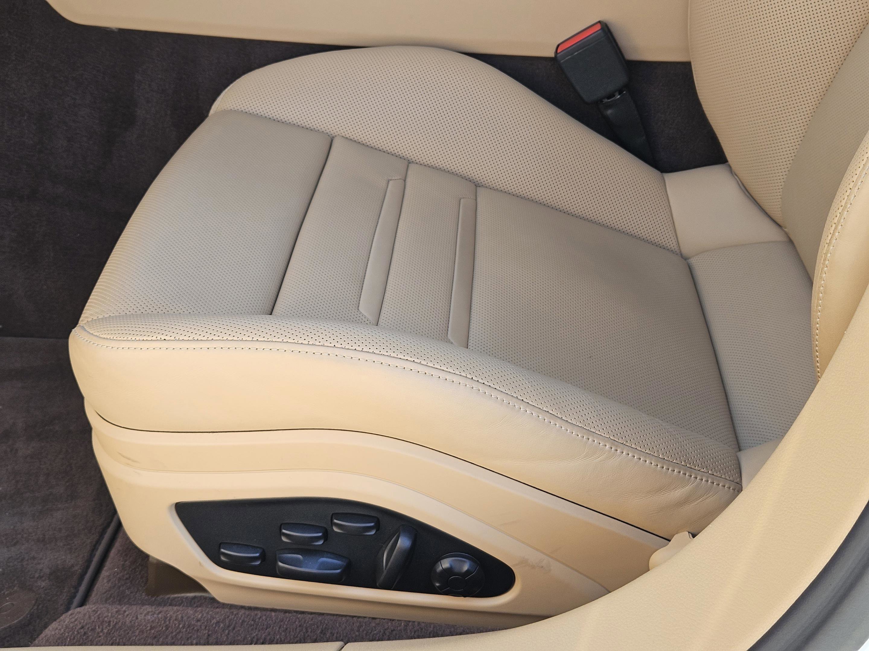 Certified 2023 Porsche Panamera Platinum Edition image 23