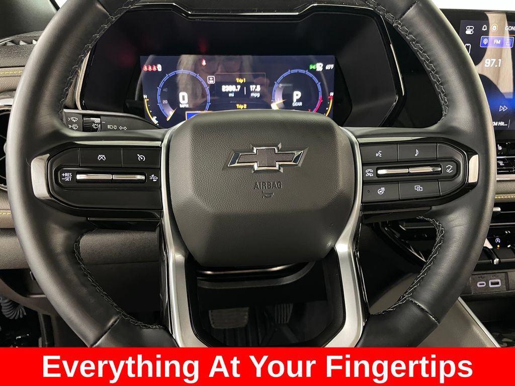 Used 2024 Chevrolet Colorado ZR2 w/ ZR2 Convenience Package III AWD/4WD image 5