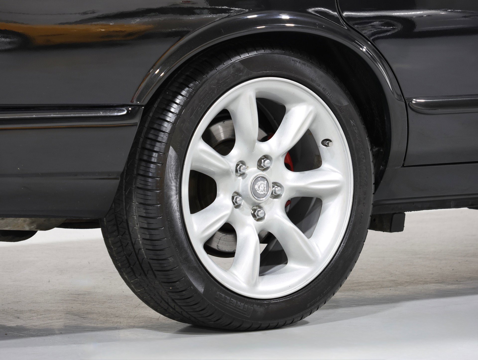 Used 1998 Jaguar XJ8 RWD image 33