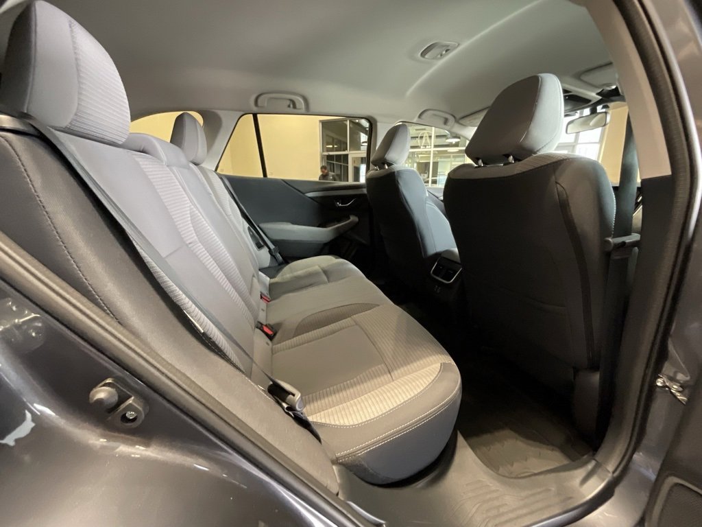 Used 2024 Subaru Outback Premium image 19