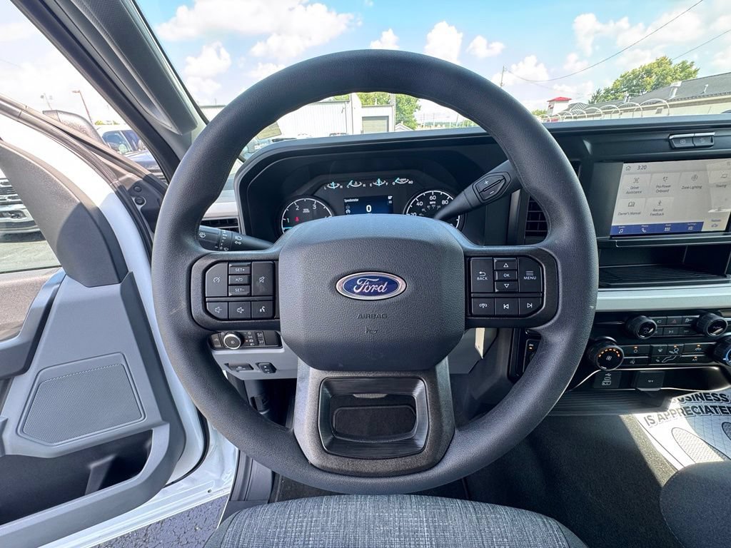 Used 2026 Ford F450 XLT w/ 360-Degree Camera Package AWD/4WD image 14