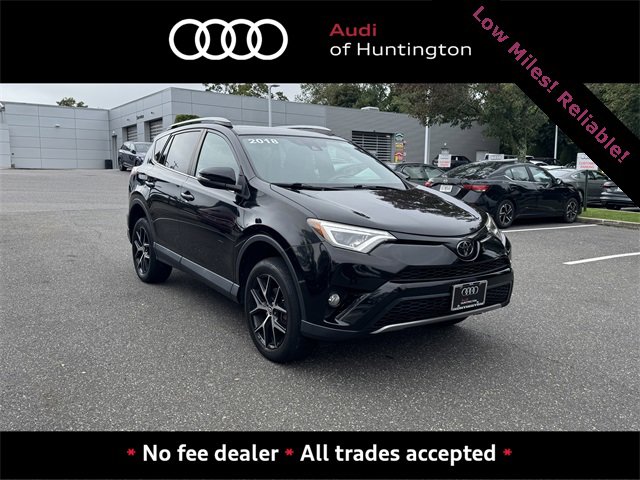 Used 2018 Toyota RAV4 SE