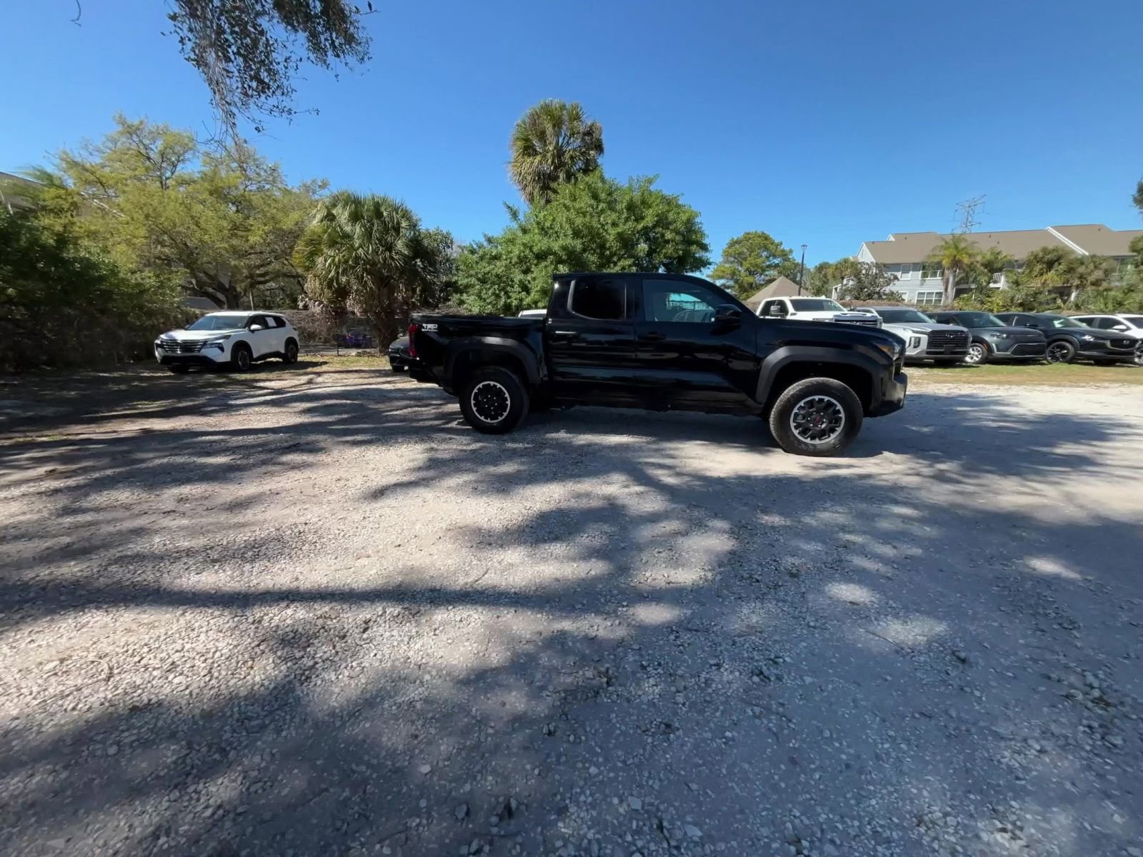 Used 2025 Toyota Tacoma TRD Off-Road image 15