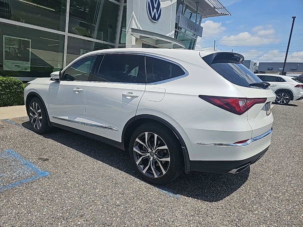 Used 2023 Acura MDX FWD w/ Technology Package image 2
