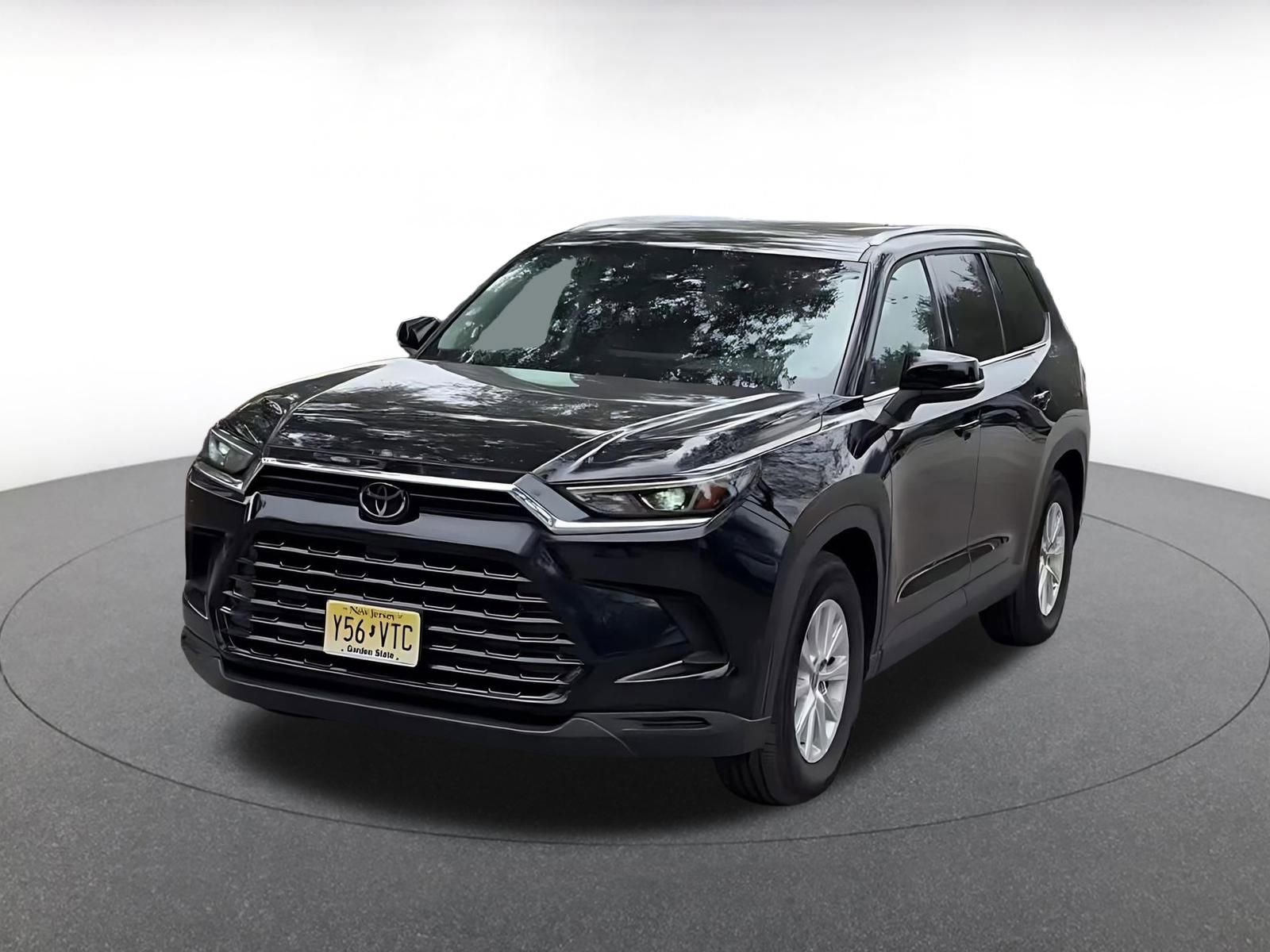 Used 2025 Toyota Grand Highlander FWD image 7