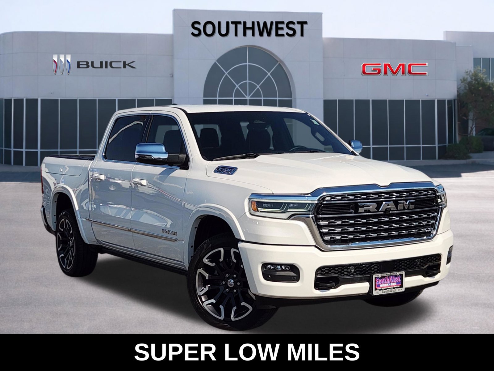 Used 2025 RAM 1500 Limited w/ Body Color Bumper Group