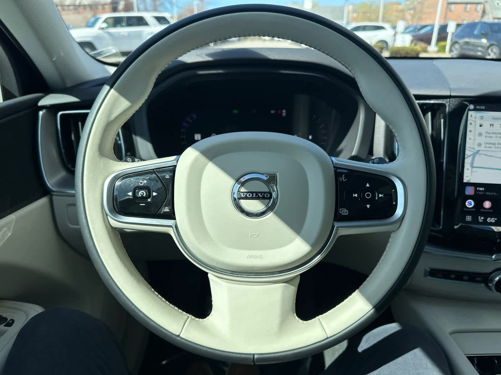 Certified 2024 Volvo XC60 B5 Core AWD/4WD image 12