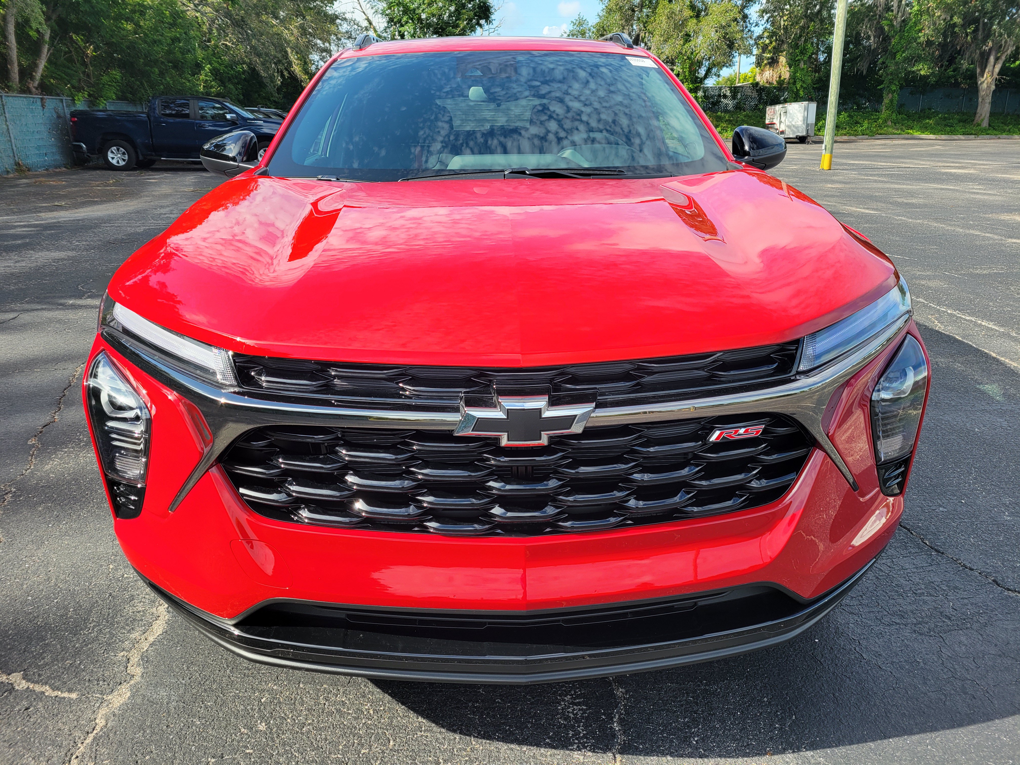 New 2026 Chevrolet Trax RS w/ Sunroof Package FWD image 2
