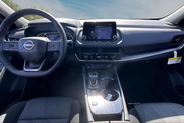 New 2026 Nissan Rogue SV FWD image 5