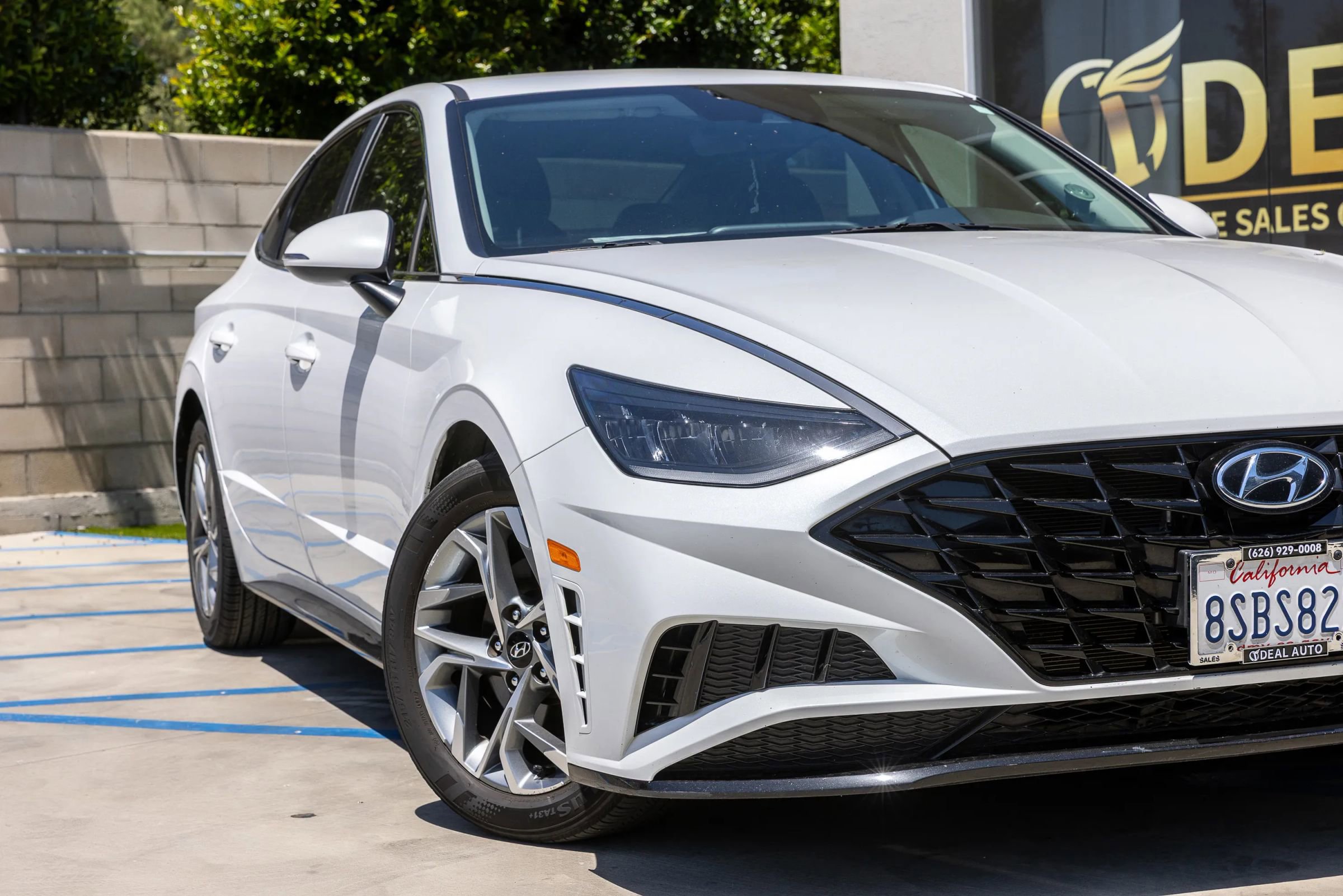 Used 2020 Hyundai Sonata SEL w/ Cargo Package FWD image 3