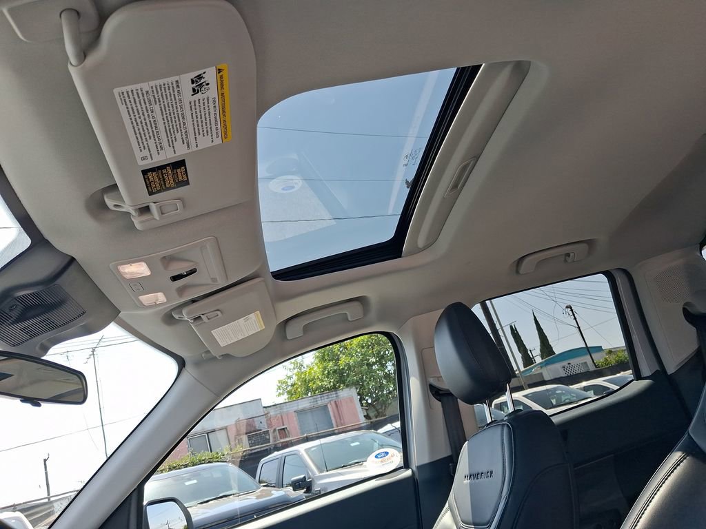 Used 2026 Ford Maverick Lariat w/ Black Appearance Package image 21