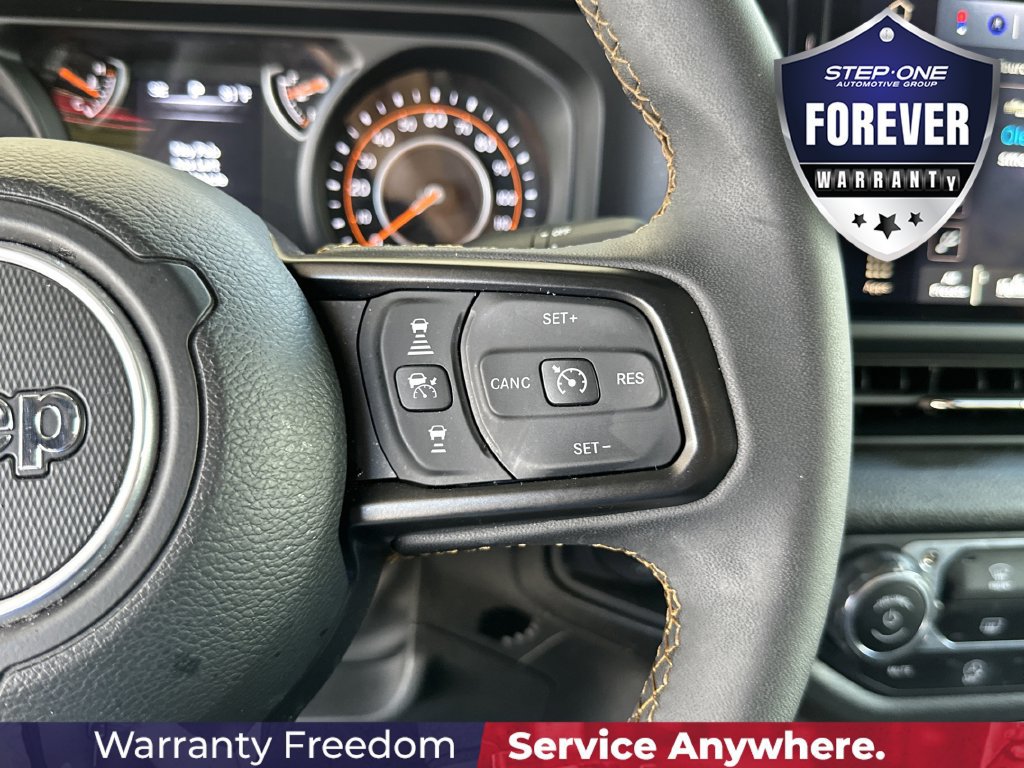 Used 2025 Jeep Wrangler Sport AWD/4WD image 21