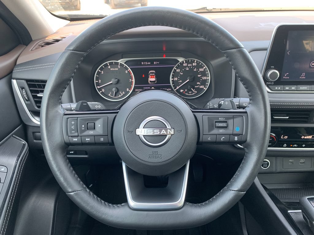 Used 2023 Nissan Rogue SV w/ SV Premium B Package FWD image 12