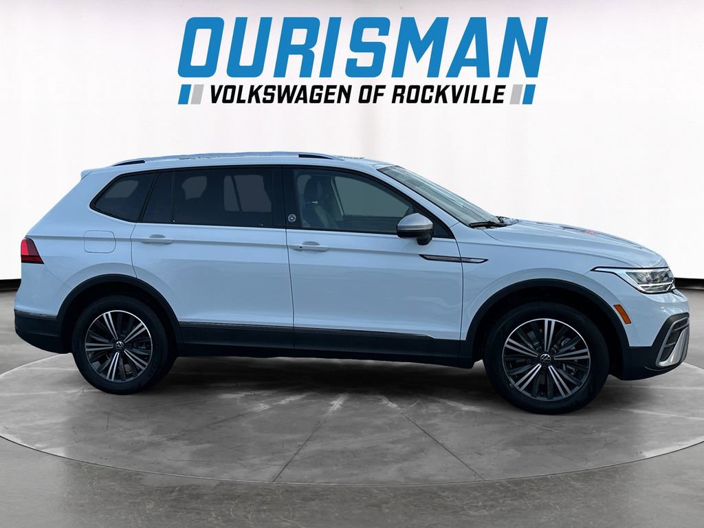 Used 2024 Volkswagen Tiguan Wolfsburg Edition image 7