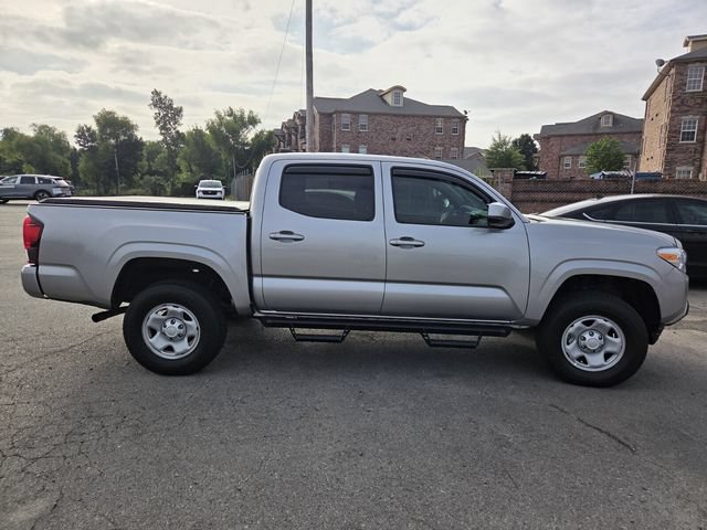Used 2020 Toyota Tacoma SR AWD/4WD image 4