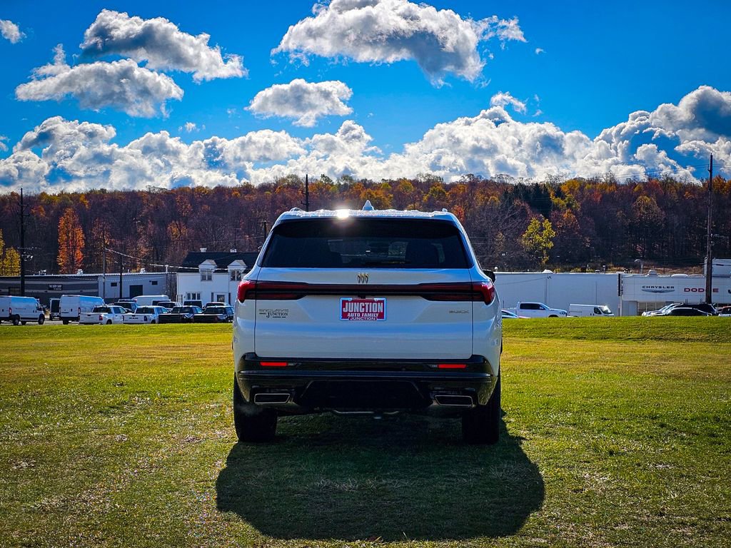 New 2026 Buick Enclave Sport Touring w/ Power Package image 5