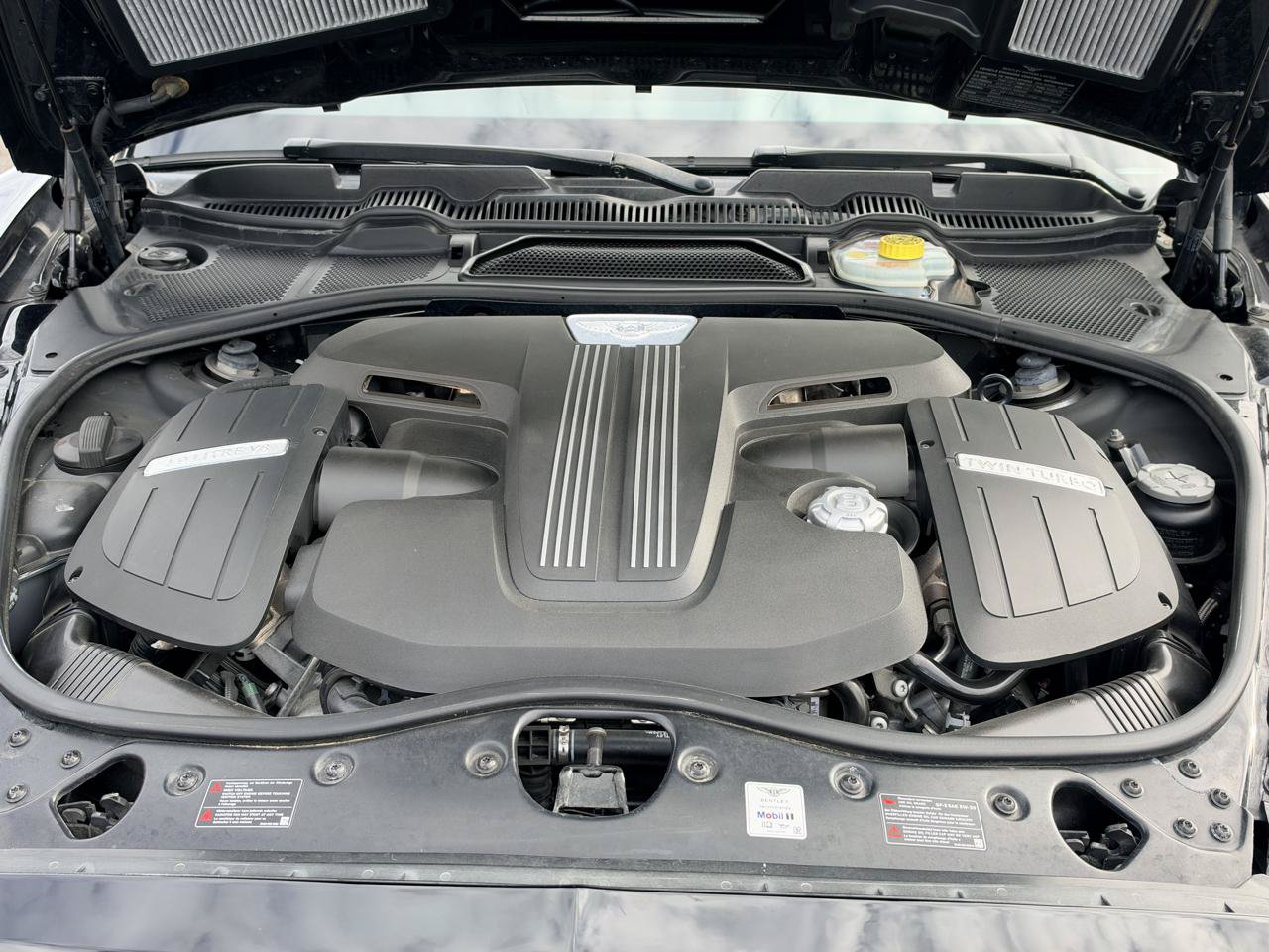 Used 2016 Bentley Flying Spur V8 AWD/4WD image 15