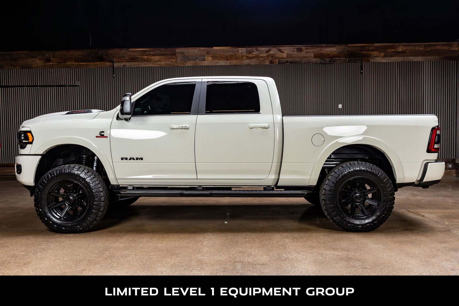 Used 2024 RAM 2500 Limited image 6