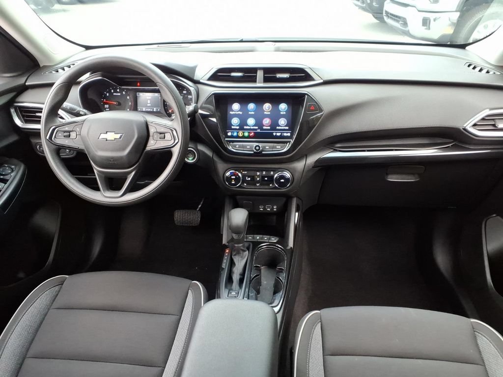 Certified 2021 Chevrolet TrailBlazer LT w/ Convenience Package AWD/4WD image 17