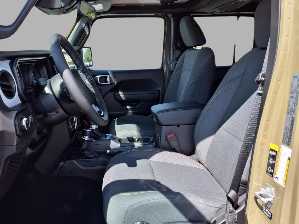 New 2026 Jeep Gladiator Sport AWD/4WD image 19