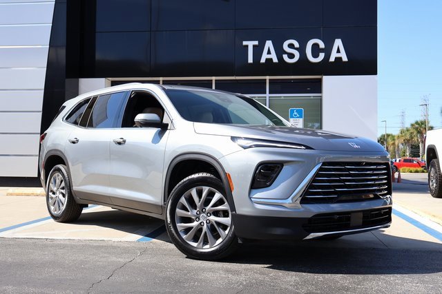 New 2026 Buick Enclave Preferred w/ Power Package